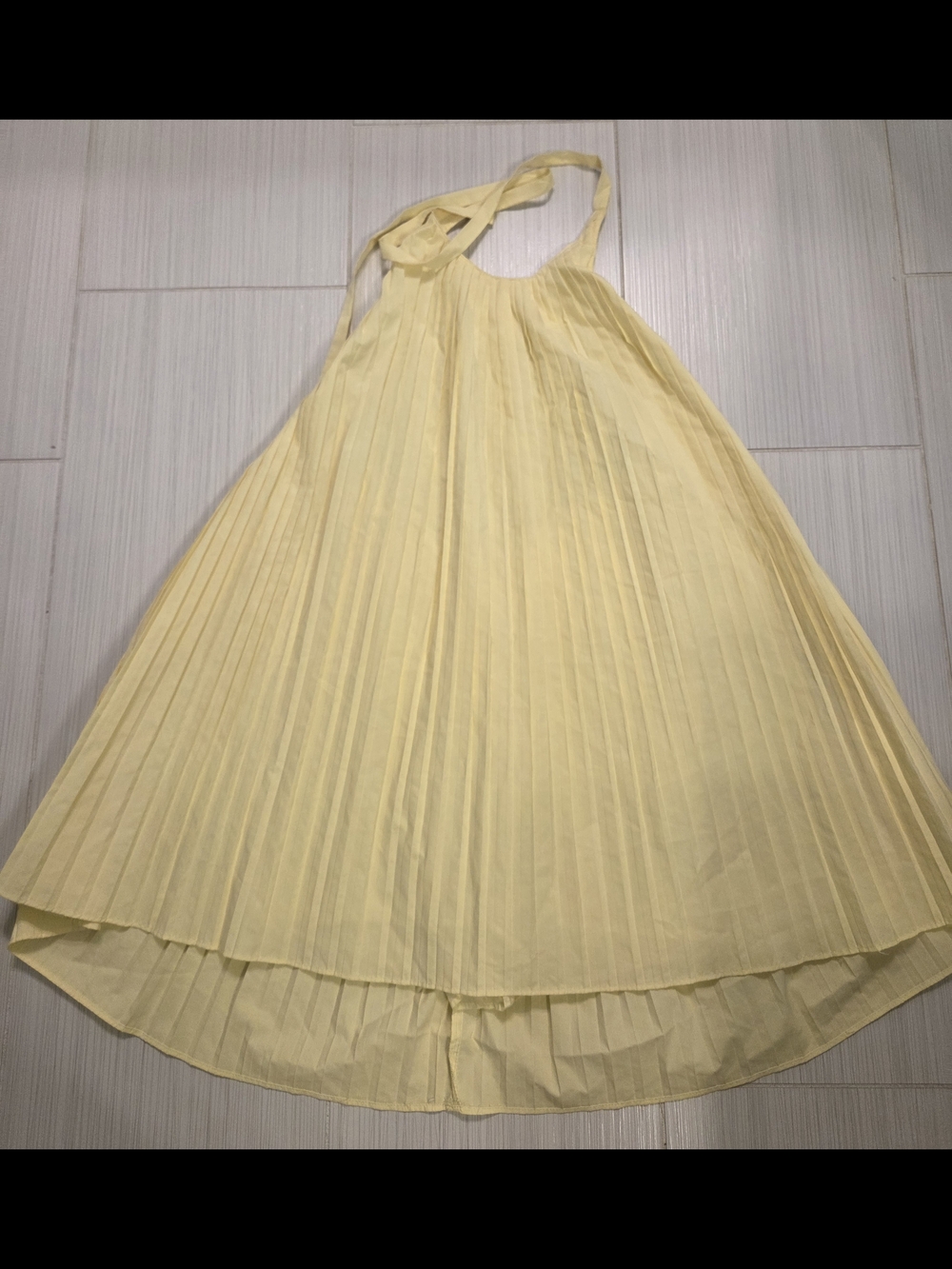 Zara Pleated Halter Dress in Pale Yellow